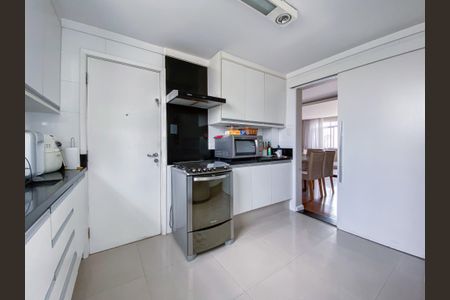 Apartamento à venda com 108m², 3 quartos e 1 vaga