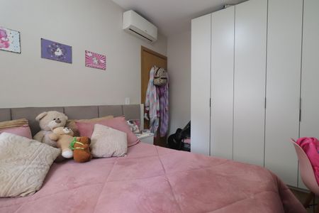 Apartamento à venda com 51m², 2 quartos e 1 vagaQuarto 02