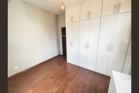 Apartamento à venda com 80m², 2 quartos e 1 vaga