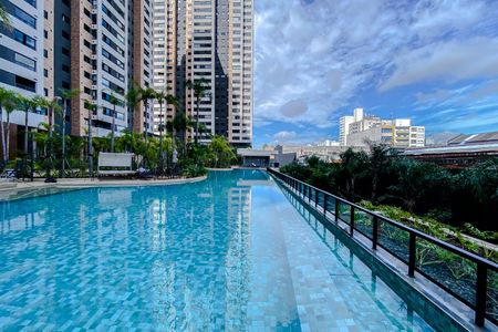 Apartamento à venda com 39m², 1 quarto e sem vagaÁrea comum - Piscina