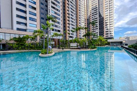 Apartamento à venda com 39m², 1 quarto e sem vagaÁrea comum - Piscina