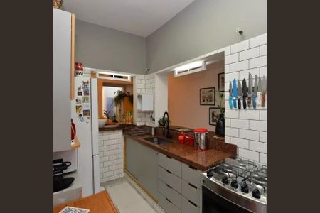 Casa à venda com 95m², 2 quartos e sem vaga