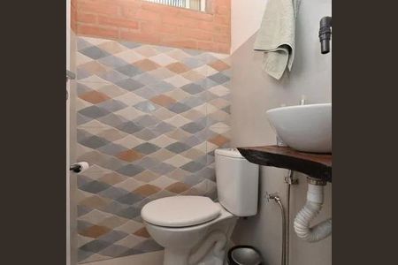 Casa à venda com 95m², 2 quartos e sem vaga