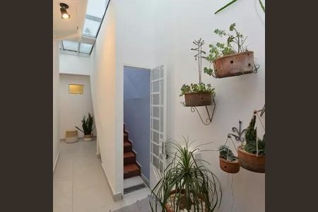 Casa à venda com 95m², 2 quartos e sem vaga