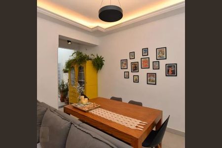Casa à venda com 95m², 2 quartos e sem vaga