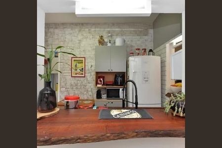 Casa à venda com 95m², 2 quartos e sem vaga