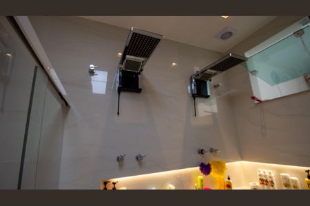 Casa de condomínio à venda com 250m², 4 quartos e 2 vagasBanheiro da Suíte 4