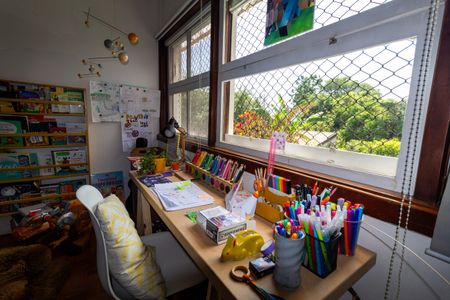 Casa à venda com 400m², 3 quartos e 4 vagas Casa à venda com 400m², 3 quartos e 4 vagasQuarto 1