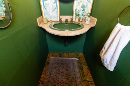 Casa à venda com 400m², 3 quartos e 4 vagas Casa à venda com 400m², 3 quartos e 4 vagasLavabo