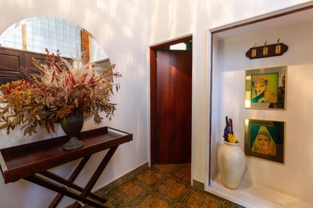 Casa à venda com 400m², 3 quartos e 4 vagas Casa à venda com 400m², 3 quartos e 4 vagasEntrada