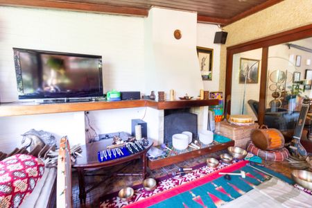 Casa à venda com 400m², 3 quartos e 4 vagas Casa à venda com 400m², 3 quartos e 4 vagasSala 2