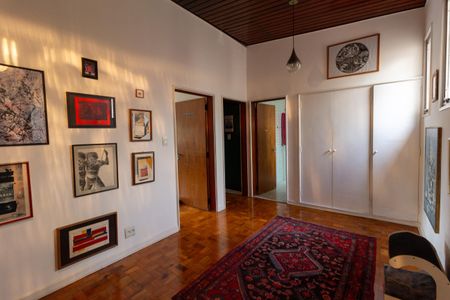 Casa à venda com 400m², 3 quartos e 4 vagas Casa à venda com 400m², 3 quartos e 4 vagasHall Andar Superior