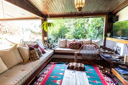 Casa à venda com 400m², 3 quartos e 4 vagas Casa à venda com 400m², 3 quartos e 4 vagasSala 2