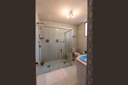 Casa à venda com 400m², 3 quartos e 4 vagas Casa à venda com 400m², 3 quartos e 4 vagasBanheiro