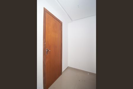 Casa à venda com 180m², 3 quartos e 2 vagas Casa à venda com 180m², 3 quartos e 2 vagasSala