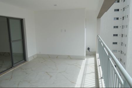 Apartamento à venda com 122m², 3 quartos e 2 vagasVaranda gourmet