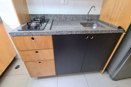 Apartamento à venda com 38m², 2 quartos e sem vaga Apartamento à venda com 38m², 2 quartos e sem vagaCozinha e Área de Serviço