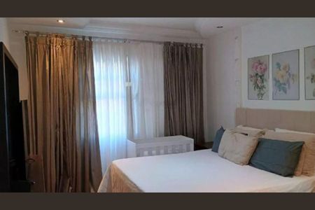 Casa à venda com 225m², 3 quartos e 2 vagas