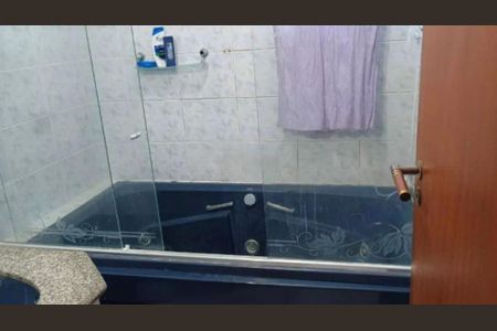 Casa à venda com 225m², 3 quartos e 2 vagas