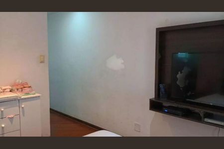 Casa à venda com 225m², 3 quartos e 2 vagas