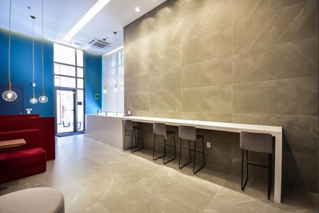 Studio à venda com 25m², 1 quarto e sem vaga Studio à venda com 25m², 1 quarto e sem vagaHall Social