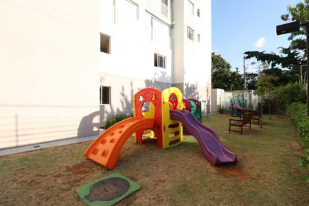 Apartamento à venda com 30m², 1 quarto e sem vagaÁrea comum - Playground