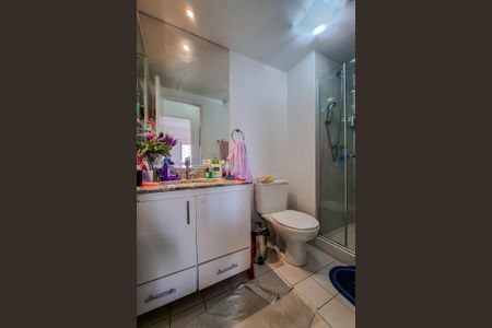 Apartamento à venda com 64m², 2 quartos e 1 vagaBanheiro 2