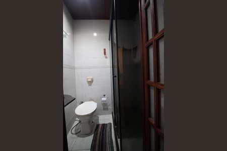 Apartamento à venda com 80m², 3 quartos e 1 vaga Apartamento à venda com 80m², 3 quartos e 1 vagaBanheiro social