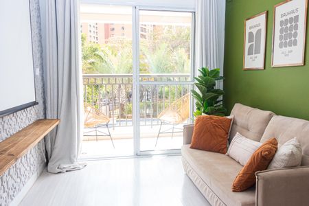 Sala de apartamento à venda com 2 quartos, 64m² em Vila Castelo, São Paulo