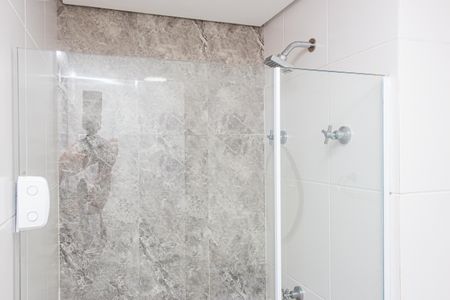 Apartamento à venda com 64m², 2 quartos e 1 vaga Apartamento à venda com 64m², 2 quartos e 1 vagaBanheiro