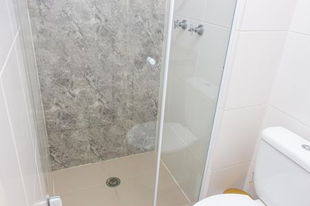 Apartamento à venda com 64m², 2 quartos e 1 vaga Apartamento à venda com 64m², 2 quartos e 1 vagaBanheiro