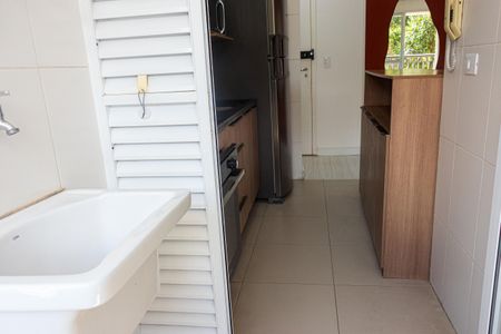 Apartamento à venda com 64m², 2 quartos e 1 vaga Apartamento à venda com 64m², 2 quartos e 1 vagaÁrea de Serviço