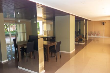 Apartamento à venda com 64m², 2 quartos e 1 vaga Apartamento à venda com 64m², 2 quartos e 1 vagaÁrea comum - Salão de festas