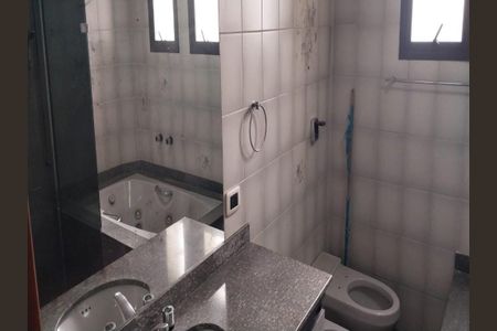 Apartamento à venda com 185m², 3 quartos e 3 vagas