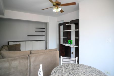 Sala de apartamento para alugar com 2 quartos, 57m² em Liberdade, São Paulo