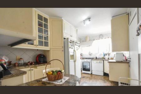 Apartamento à venda com 219m², 4 quartos e 2 vagas