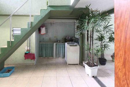 Casa à venda com 160m², 3 quartos e 2 vagas Casa à venda com 160m², 3 quartos e 2 vagasQuintal