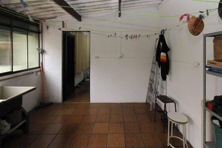 Casa à venda com 160m², 3 quartos e 2 vagas Casa à venda com 160m², 3 quartos e 2 vagasÁrea de Serviço