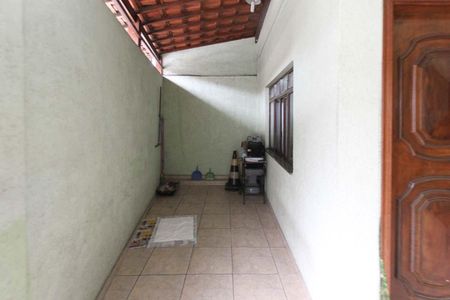 Casa à venda com 160m², 3 quartos e 2 vagas Casa à venda com 160m², 3 quartos e 2 vagasGaragem