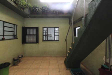 Casa à venda com 160m², 3 quartos e 2 vagas Casa à venda com 160m², 3 quartos e 2 vagasQuintal