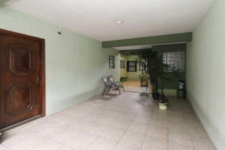 Casa à venda com 160m², 3 quartos e 2 vagas Casa à venda com 160m², 3 quartos e 2 vagasGaragem