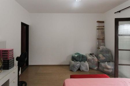 Casa à venda com 160m², 3 quartos e 2 vagas Casa à venda com 160m², 3 quartos e 2 vagasSuite