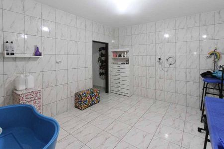 Casa à venda com 160m², 3 quartos e 2 vagas Casa à venda com 160m², 3 quartos e 2 vagasEdicula