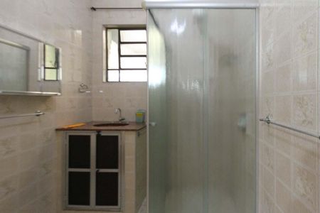 Casa à venda com 160m², 3 quartos e 2 vagas Casa à venda com 160m², 3 quartos e 2 vagasBanheiro da Suite