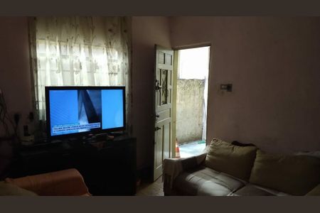 Casa à venda com 3 quartos, 192m² em Vila Nhocuné, São Paulo