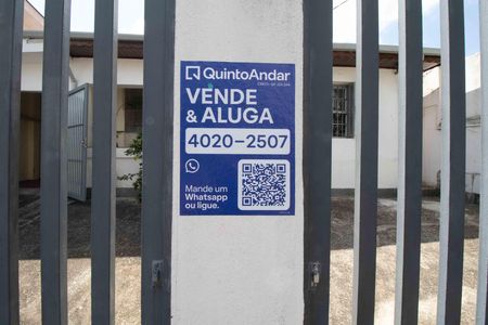 Casa à venda com 404m², 2 quartos e 2 vagas Casa à venda com 404m², 2 quartos e 2 vagasPlaquinha