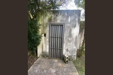 Casa para alugar com 949m², 4 quartos e 3 vagas