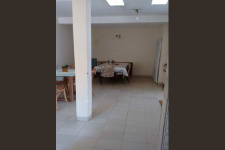 Casa à venda com 3 quartos, 100m² em Super Quadra Morumbi, São Paulo