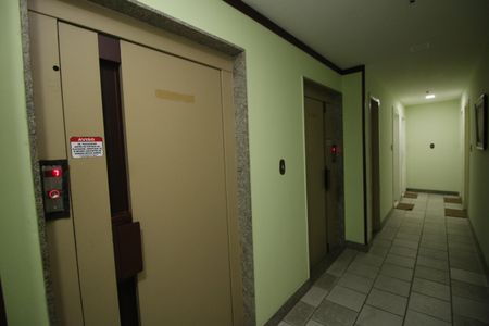 Apartamento à venda com 105m², 3 quartos e 1 vagaÁrea comum - Elevadores