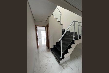 Casa à venda com 3 quartos, 160m² em Parque Sao Domingos, São Paulo